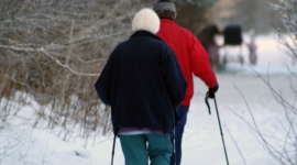 Zadbaj o swoją formę w bezpieczny sposób Zdrowie, LIFESTYLE - Jak przyznają specjaliści, najlepszym lekarstwem na wiele trapiących nas dolegliwości jest bez wątpienia ruch. Aktywności fizyczne, których się podejmujemy, powinny jednak być dobierane zdroworozsądkowo.