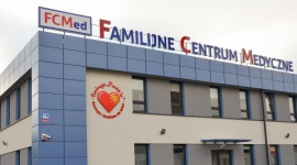 FCMed testuje innowacyjną technologię leczenia schorzeń ręki Zdrowie, LIFESTYLE - ​Dzięki uprzejmości firmy BTL, Familijne Centrum Medyczne Fundacji „Pomóż Im” zyskało możliwość testowania przełomowej technologii w terapii ręki. Przez dwa tygodnie - od 2 do 14 listopada centrum medyczne zaprasza do skorzystania z zabiegów przy użyciu systemu Rapael.