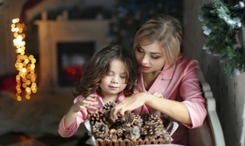 ŚWIĘTA W ODOSOBNIENIU? JAK ZNIEŚĆ ROZŁĄKĘ Z BLISKIMI W TAK WAŻNYM CZASIE?