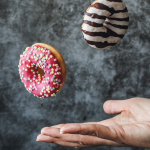 Tłusty czwartek – pomysły na pączki z twistem