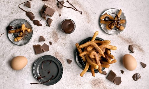 Oryginalny pomysł na Tłusty Czwartek – przepis na hiszpańskie churros